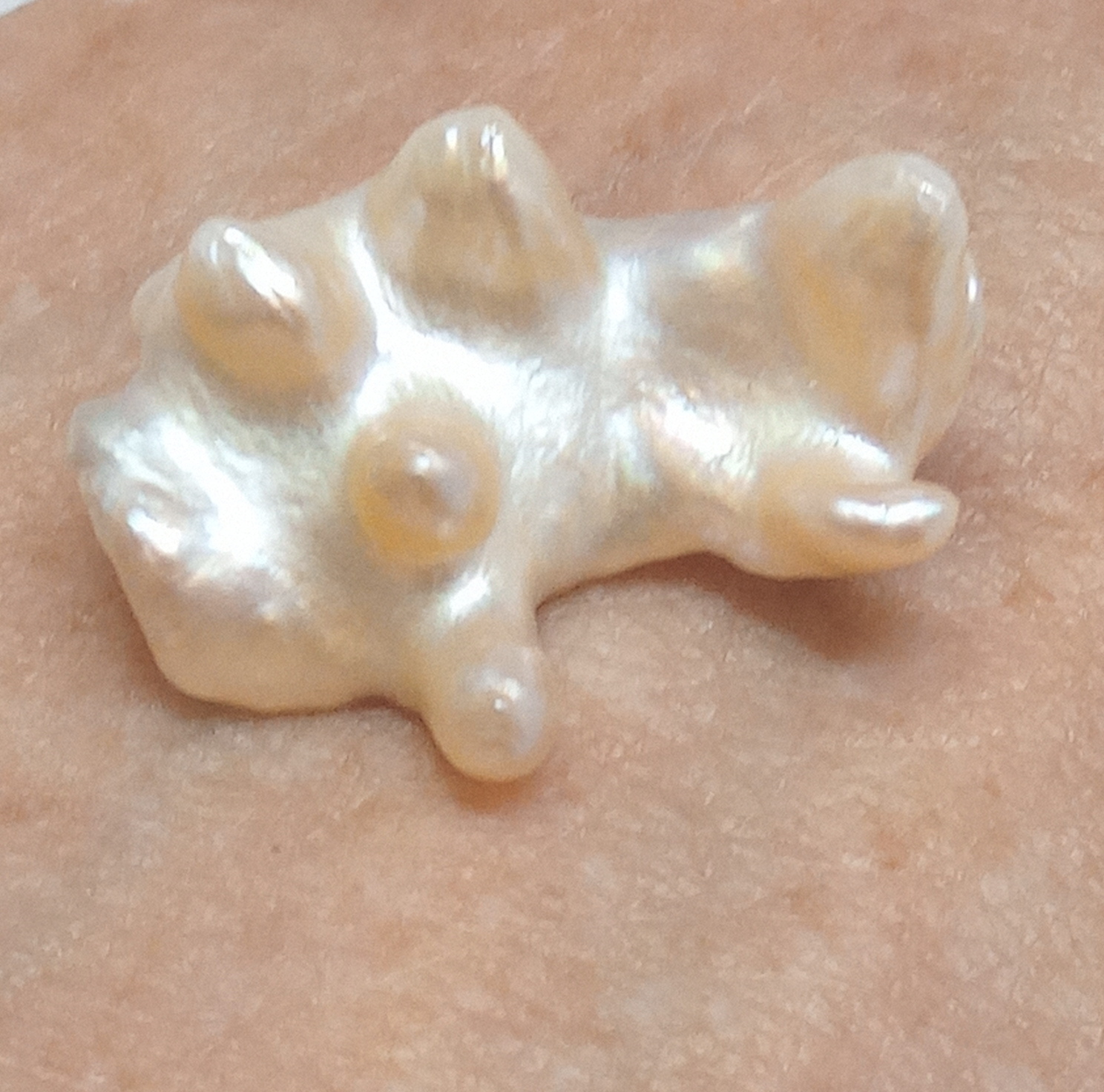 Lumpy Pearl Apricot Lumpy Pearl - Loose Pearls by Pearlescence